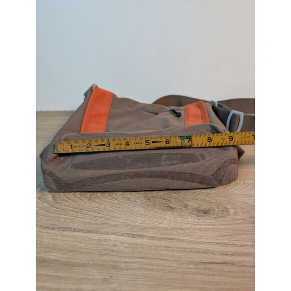 Keen Hybrid Oswego Crossbody Messenger Commuter Bag Satchel Rugged Bottom - Picture 8 of 9